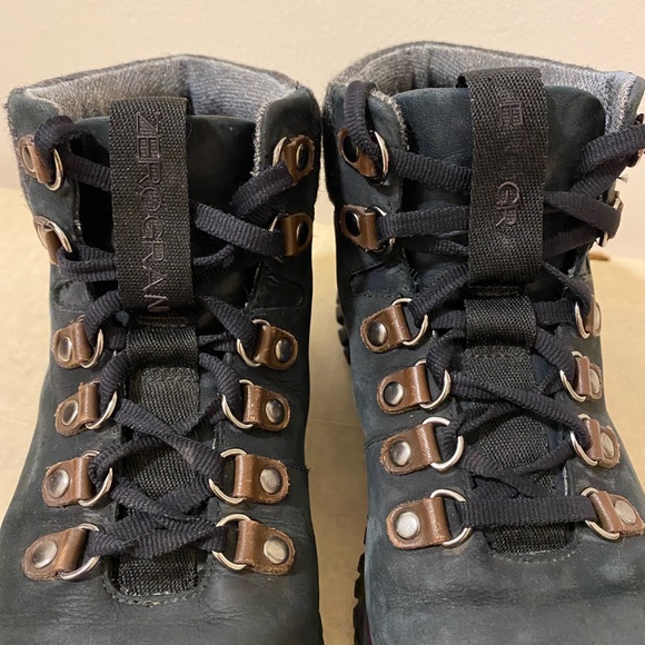 Cole Haan Women's Zerogrand Waterproof Hiking‎ Boots Ankle Nubuck Size 6 Black - Picture 4 of 14